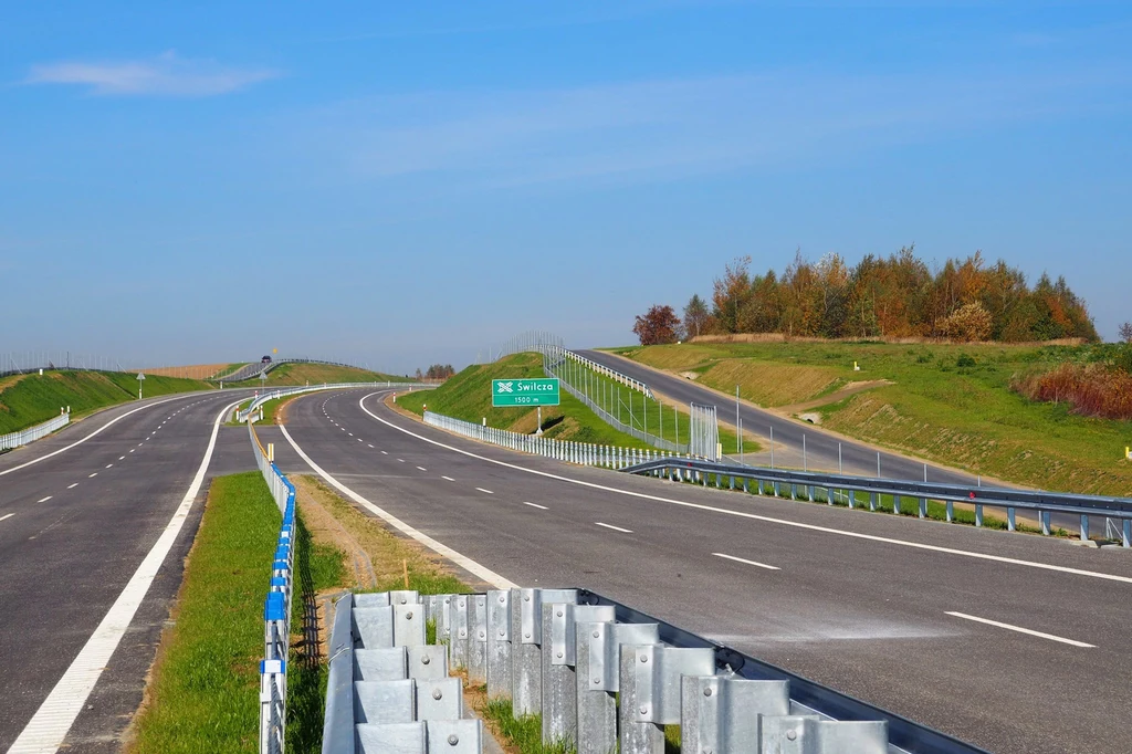 Nowy odcinek drogi ma 6 km / Fot: Bartosz Wysocki / GDDKiA