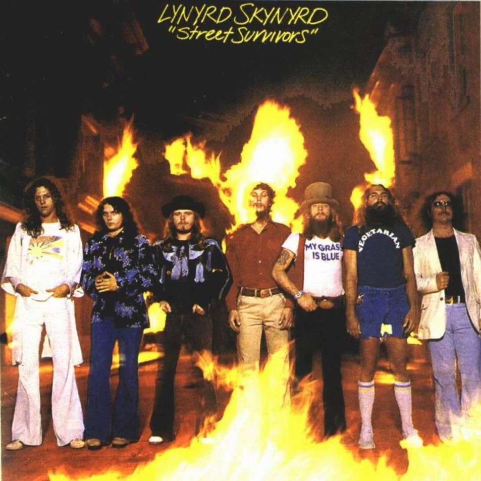 Lynyrd Skynyrd na oryginalnej okładce płyty "Street Survivors"