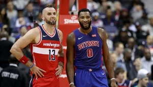Marcin Gortat (z lewej), obok Andre Drummond