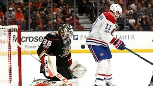 John Gibson (z lewej)