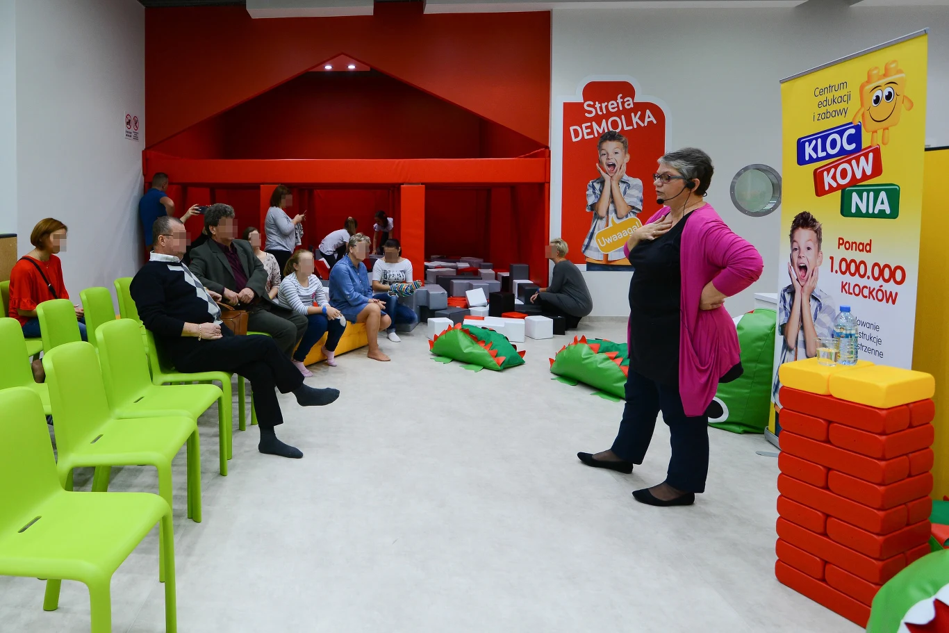 Dorota Zawadzka chałturzy w supermarkecie Dorota Zawadzka chałturzy w supermarkecie