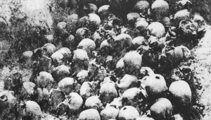 Szczątki mieszkańców Woli Ostrowskiej na Wołyniu zamordowanych przez bandę UPA