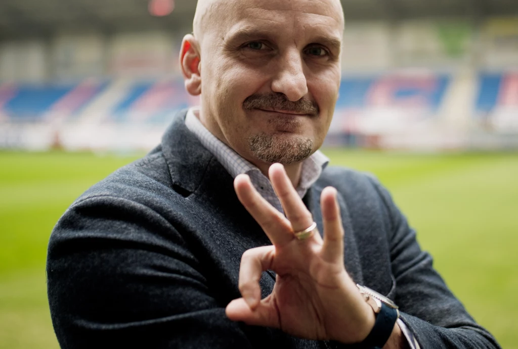 Jacek Bednarz Jacek Bednarz