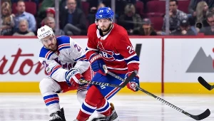 Z prawej Phillip Danault, napastnik Montreal Canadiens 