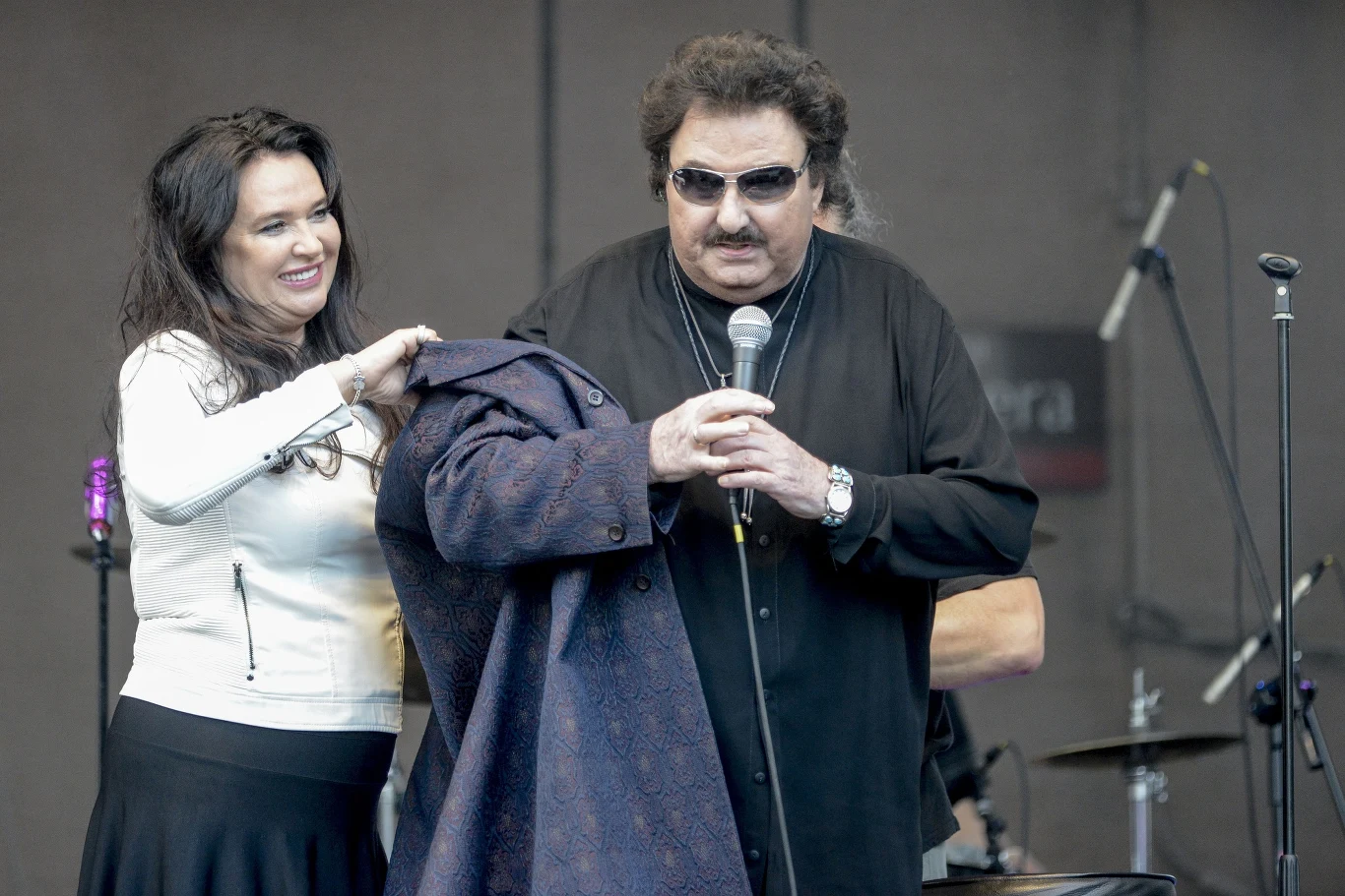 Krzysztof Krawczyk z żoną