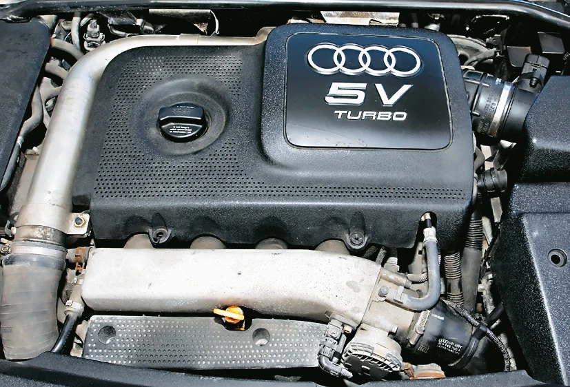 silnik 1.8 Turbo