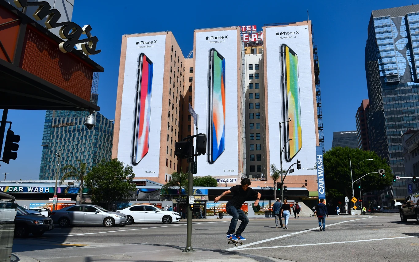 Trudno jednoznacznie odpowiedzieć na pytanie: Czy iPhone X będzie sukcesem. Nowe "Ósemki" nie radzą sobie tak dobrze, jak zakładało Apple