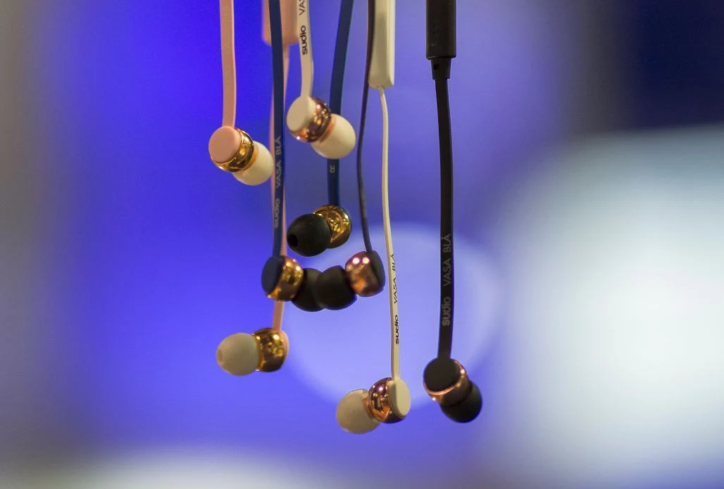 Słuchawki bezprzewodowe powoli wypierają tradycyjne Słuchawki bezprzewodowe powoli wypierają tradycyjne