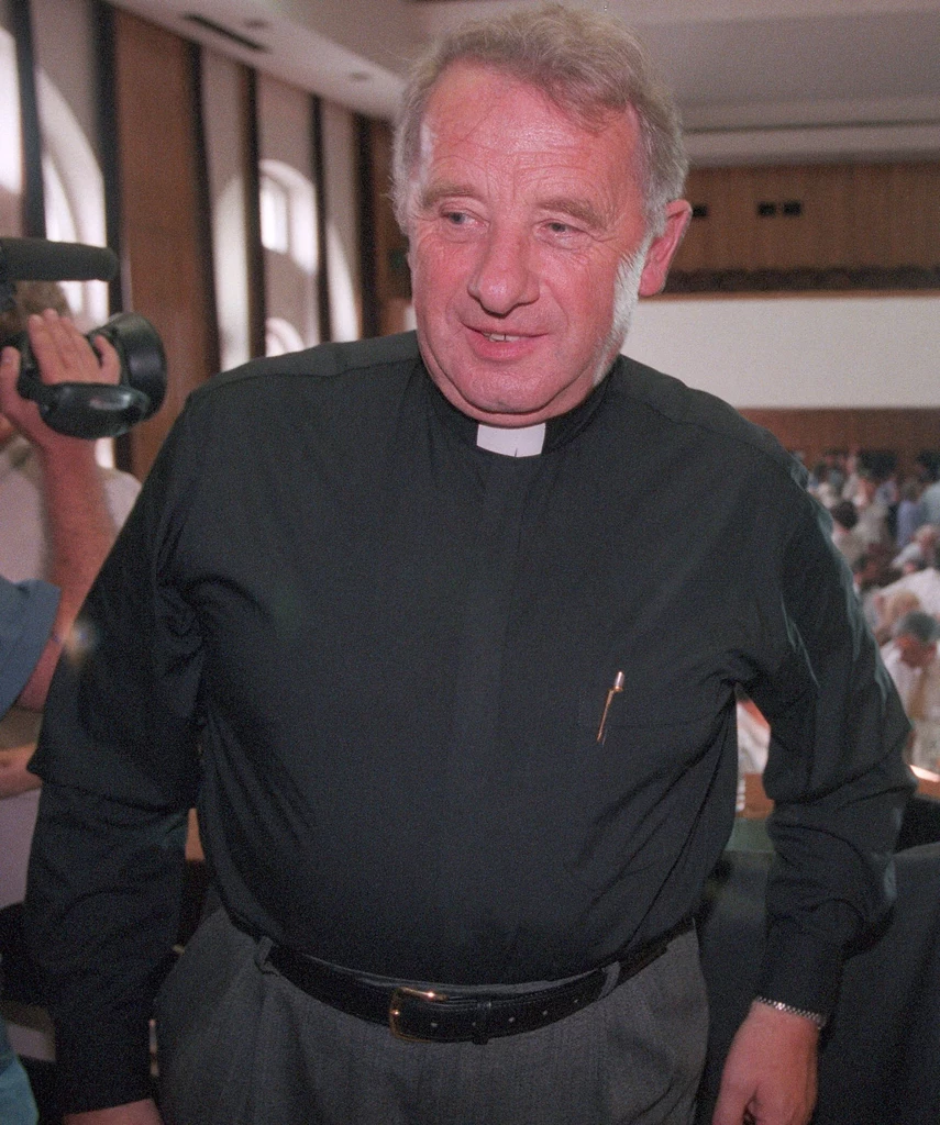  Warszawa, Konferencja Unii Wolnosci Polski Sierpien 1996 r. N/z ksiadz Jozef Tischner fot. Andrzej Iwanczuk/REPORTER