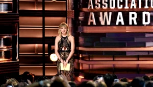 Taylor Swift na CMA Awards w 2016 roku