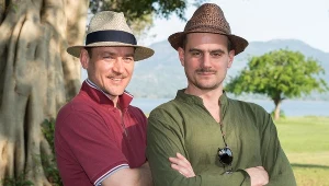 Do programu "Azja Express" Antoni Pawlicki zaprosił swojego przyjaciela Pawła, który mieszkał w Indiach 10 lat