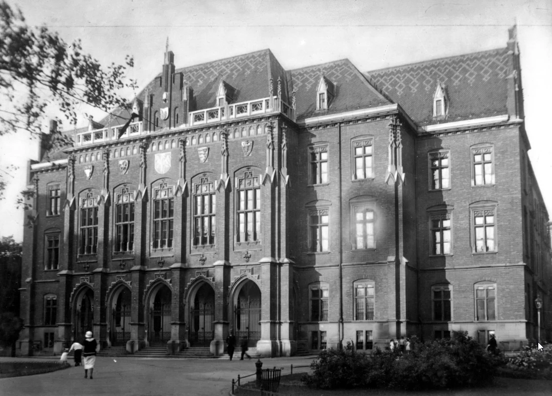 Niemcy podstępnie zwabili krakowskich uczonych do Collegium Novum Niemcy podstępnie zwabili krakowskich uczonych do Collegium Novum