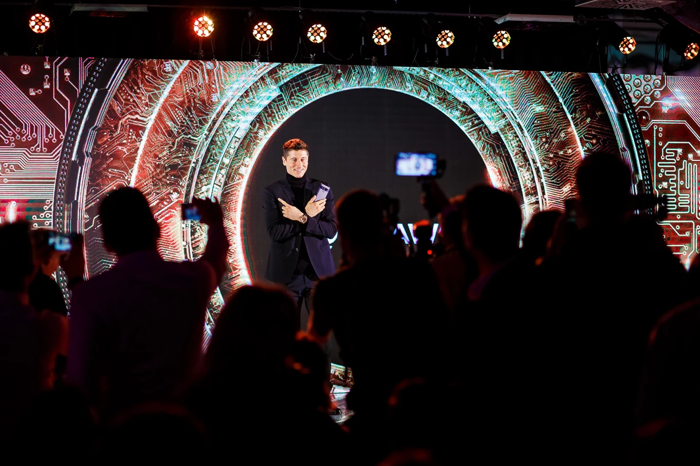 Robert Lewandowski, twarz Huaweia Mate 10 Pro Robert Lewandowski, twarz Huaweia Mate 10 Pro