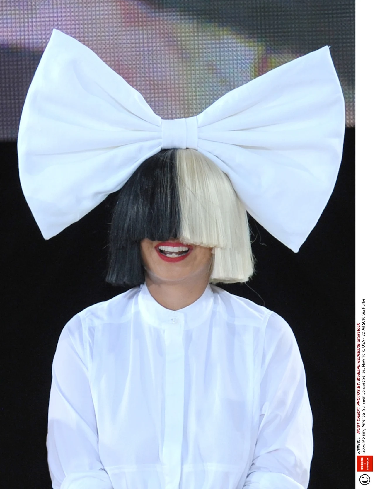 Sia w swojej słynnej peruce