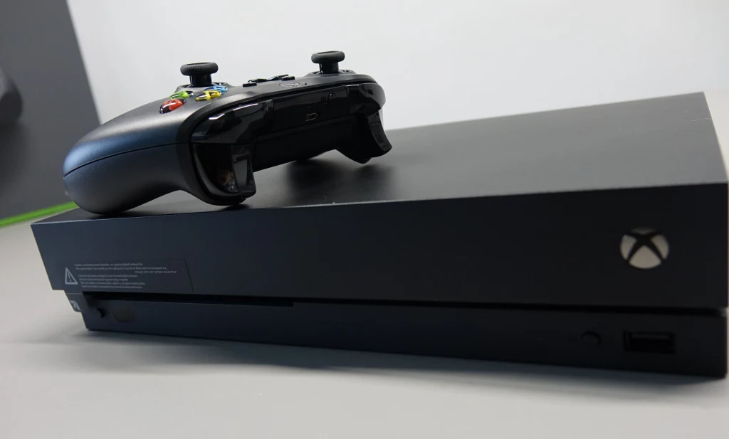 Xbox One X Xbox One X