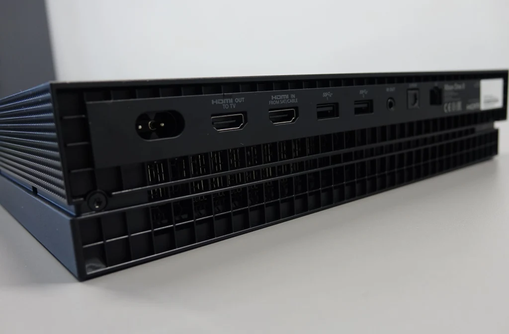 Xbox One X Xbox One X