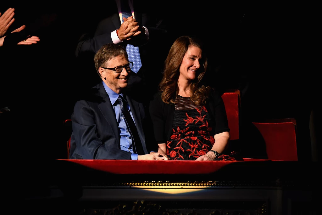 Melinda i Bill Gates są małżeństwem od 23 lat i mają trójkę dzieci. Na działalność filantropijną wydają większość swojego majątku. Melinda i Bill Gates są małżeństwem od 23 lat i mają trójkę dzieci. Na działalność filantropijną wydają większość swojego majątku.