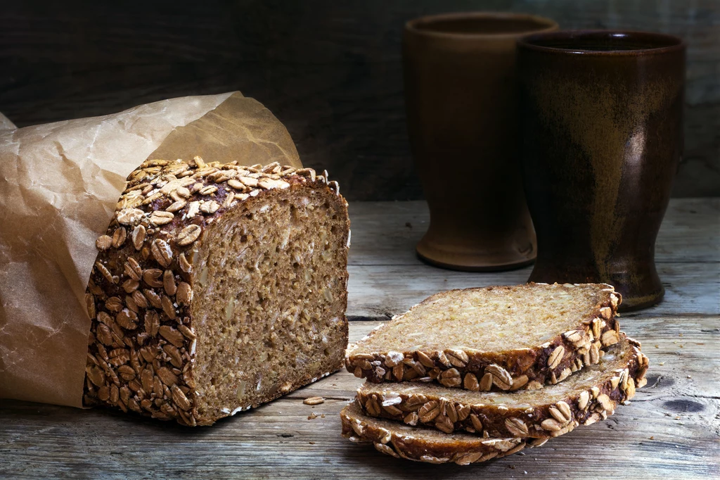 Chleb pełnoziarnisty to idealny wybór dla osób będących na diecie