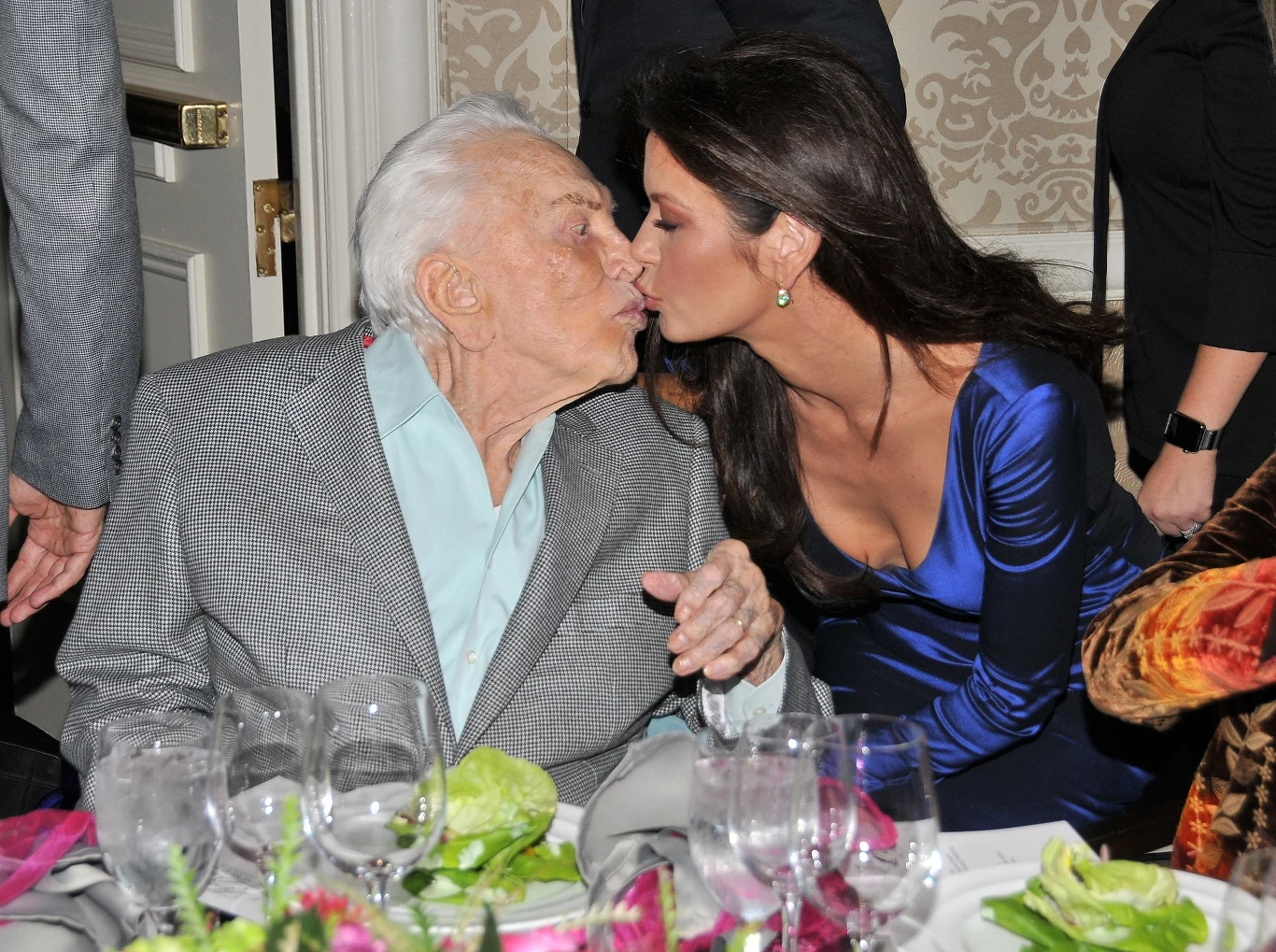 Catherine Zeta-Jones, Kirk Douglas Catherine Zeta-Jones, Kirk Douglas