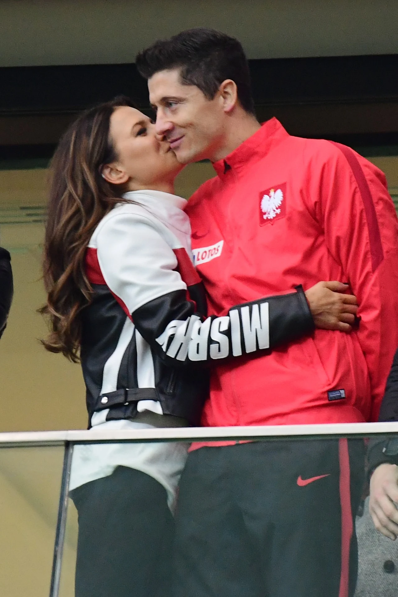 Anna i Robert Lewandowscy podczas meczu Polska - Urugwaj