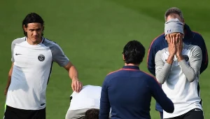 Od prawej: Neymar, Unai Emery i Edinson Cavani