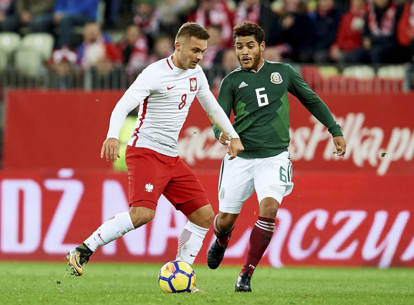 Karol Linetty (L) i Jonathan dos Satnos (P) z Meksyku Karol Linetty (L) i Jonathan dos Satnos (P) z Meksyku