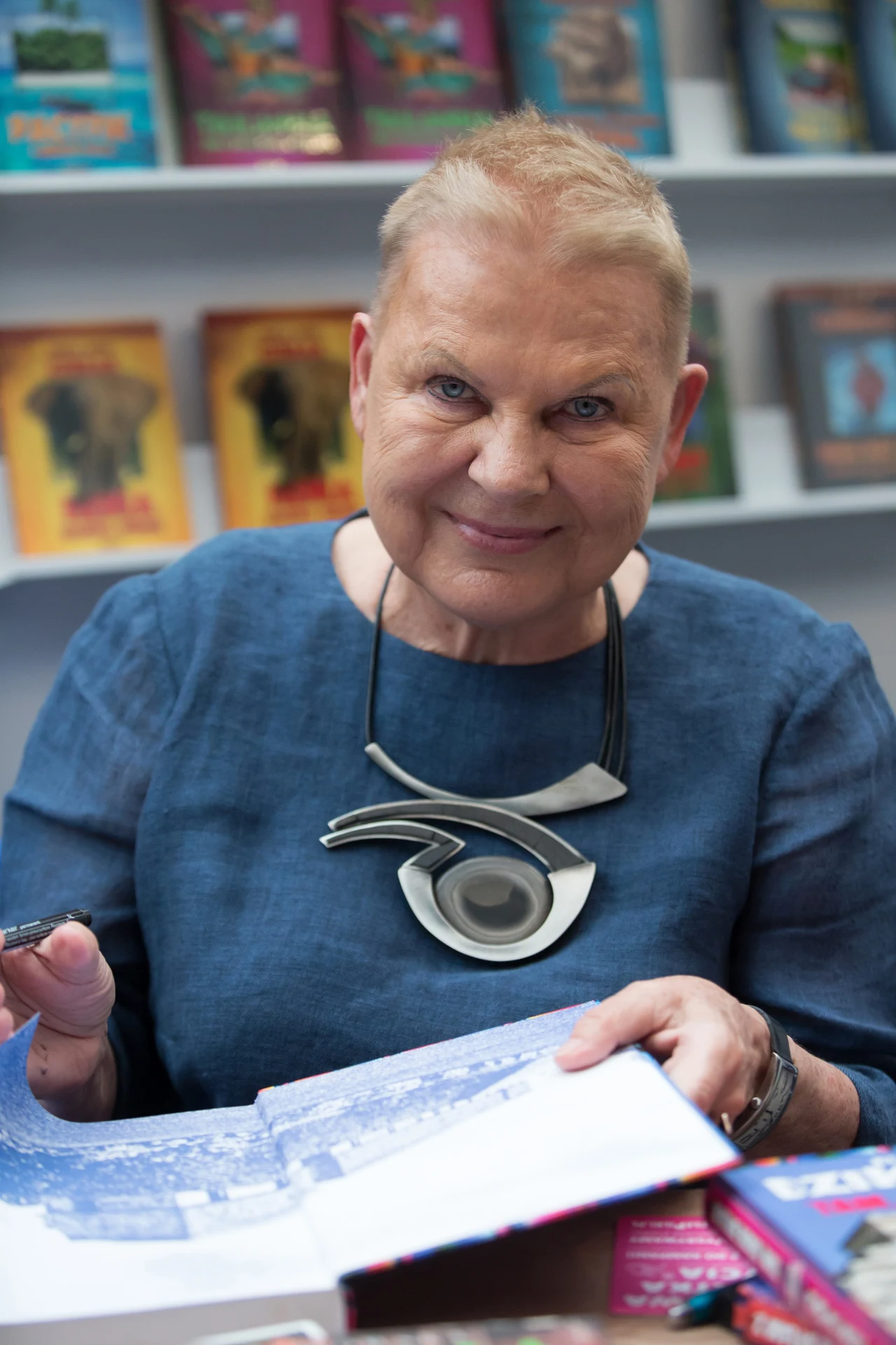 Elżbieta Dzikowska Elżbieta Dzikowska