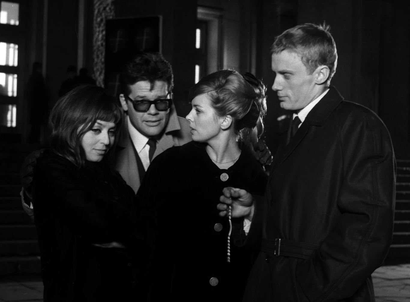 "Jowita" (1967) jest ekranizacją powieści Stanisława Dygata pt. "Disneyland". Scenariusz na podstawie książki Dygata napisał Tadeusz Konwicki. W filmie wystąpili Daniel Olbrychski, Barbara Kwiatkowska, Kalina Jędrusik i Zbigniew Cybulski - to była jego ostatnia rola.

Fabuła powieści pozwoliła Morgensternowi opowiedzieć kolejną historię miłości dwudziestolatków, ale już w zupełnie innej tonacji.