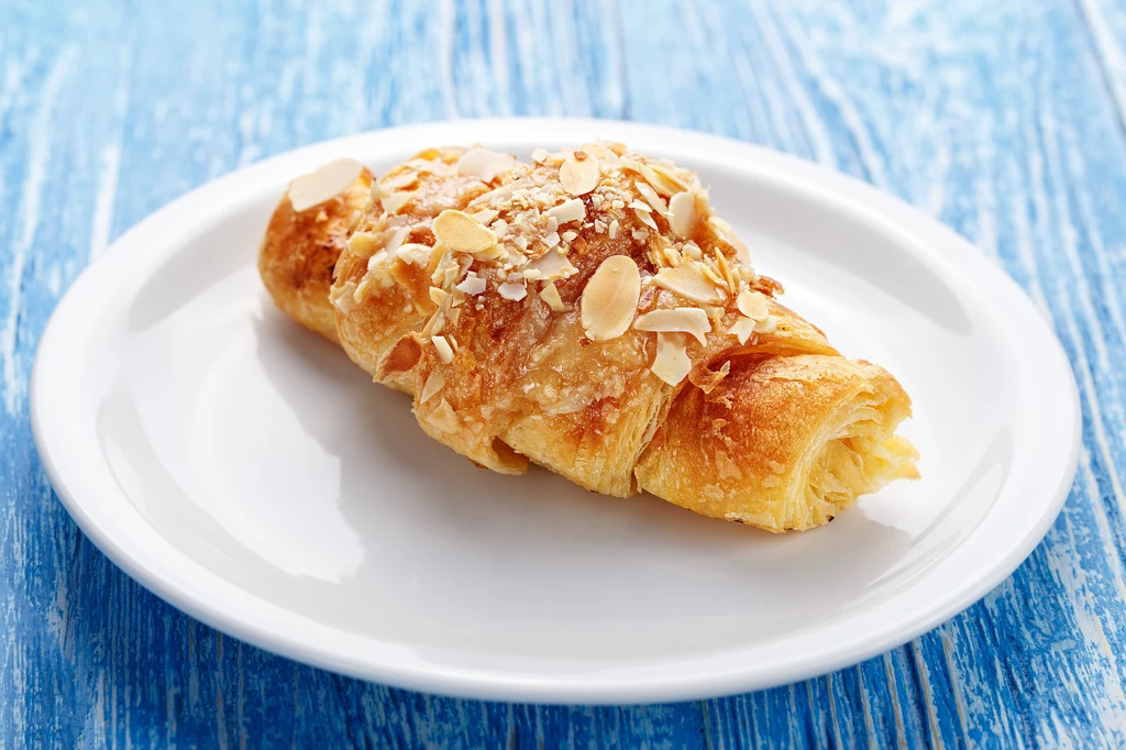 Croissanty z migdałami Croissanty z migdałami