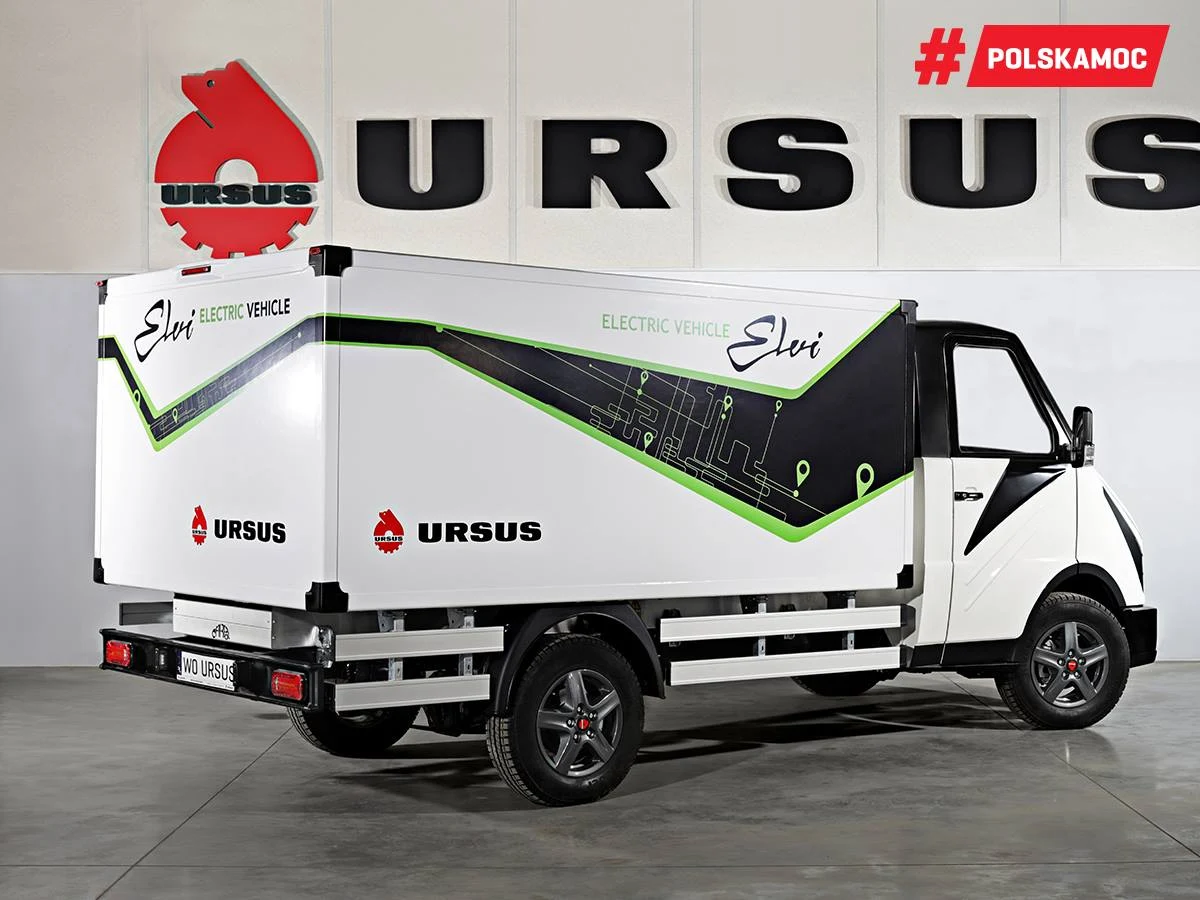 Ursus Elvi z kabiną Lublina po liftingu