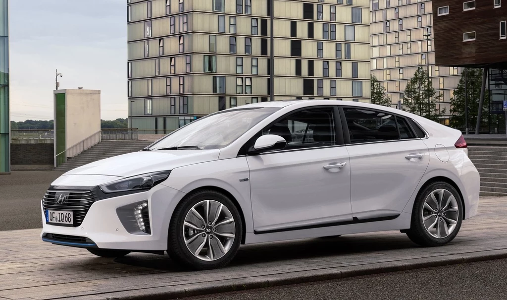 Hyundai Ioniq hybrid