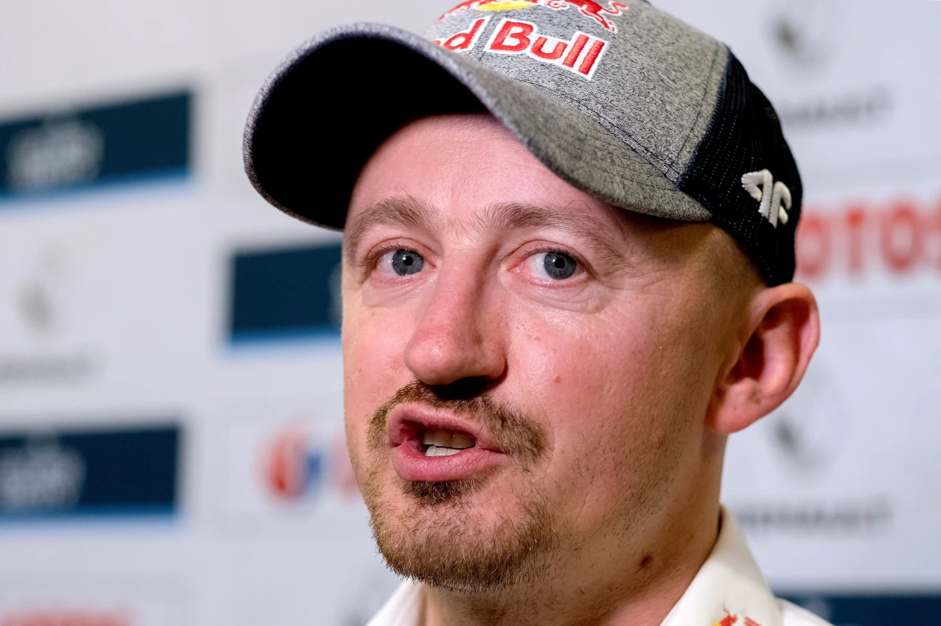 Adam Małysz jest przeciwnikiem zmian w zasadach kwalifikacji Adam Małysz jest przeciwnikiem zmian w zasadach kwalifikacji