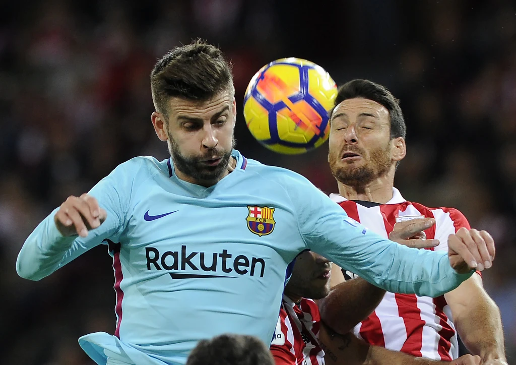 Gerard Pique nie zagra w hitowym starciu z Valencią Gerard Pique nie zagra w hitowym starciu z Valencią
