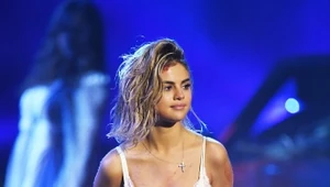 American Music Awards 2017: Selena Gomez w nowej fryzurze