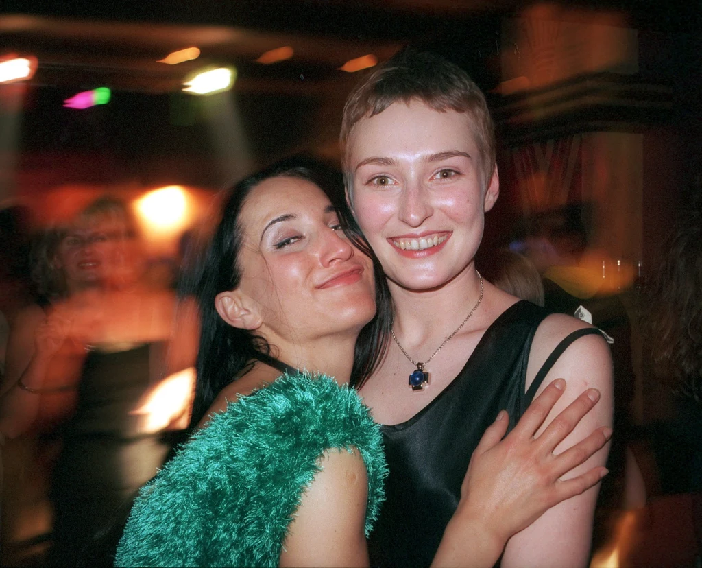 Anita Lipnicka i Justyna Steczkowska w 1998 roku Anita Lipnicka i Justyna Steczkowska w 1998 roku