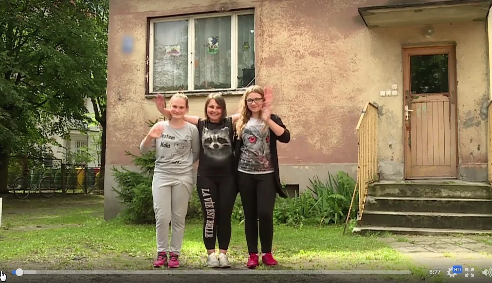 Pani Lidia z córkami Pani Lidia z córkami