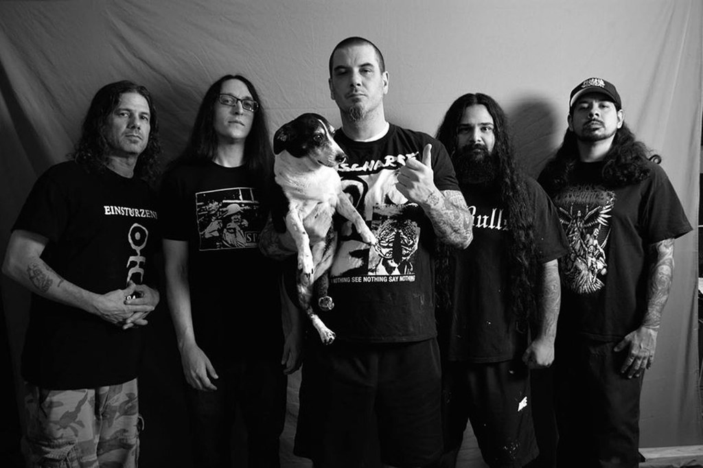 Philip H. Anselmo And The Illegals w komplecie