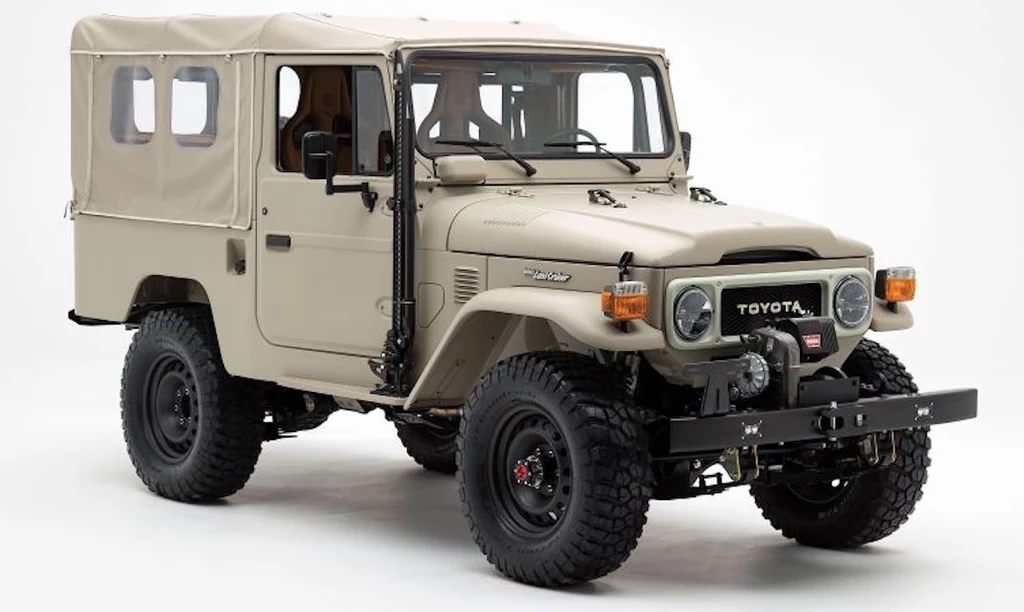 Toyota Land Cruiser Signature