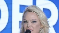 Pamela Anderson podczas wizyty w Polsce