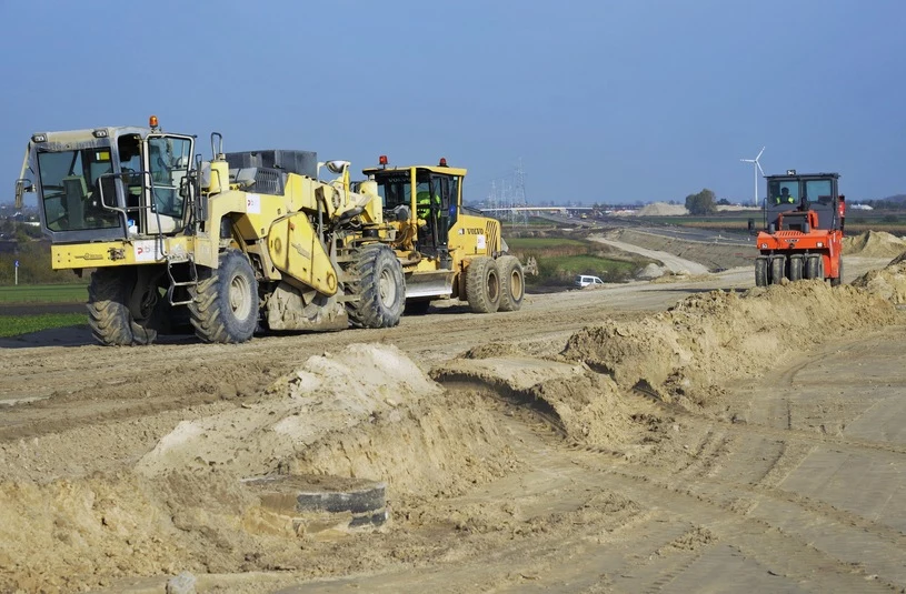 Zanim maszyny wjadą na plac budowy drogę trzeba zaprojektować