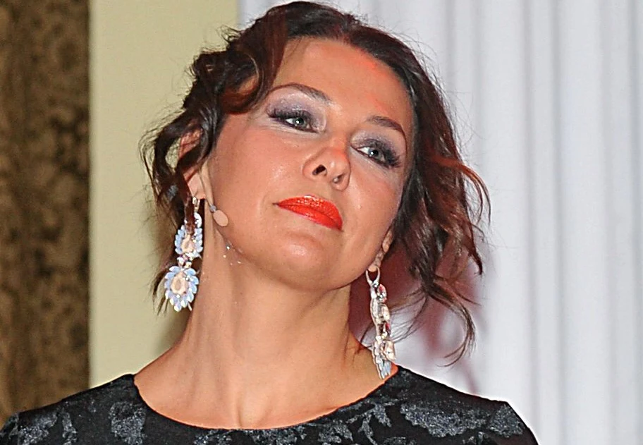 Anna Popek Anna Popek