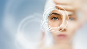 Długie wpatrywanie się w monitor komputera, praca w klimatyzowanym pomieszczeniu nie są zdrowe dla naszych oczu