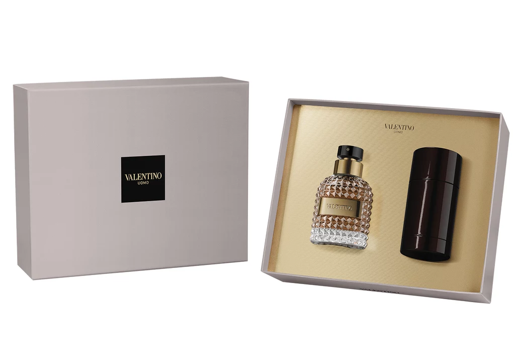 Valentino Uomo - woda toaletowa 50 ml + deo stick 75 ml, cena: 279 zł Valentino Uomo - woda toaletowa 50 ml + deo stick 75 ml, cena: 279 zł