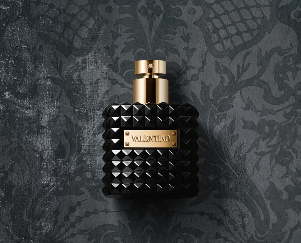 ​Valentino Donna Noir Absolu