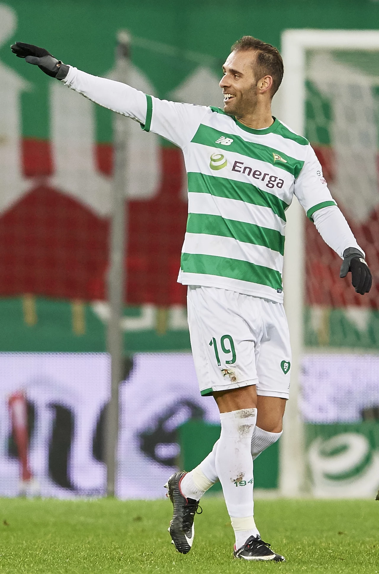 Marco Paixao celebruje zdobycie bramki Marco Paixao celebruje zdobycie bramki