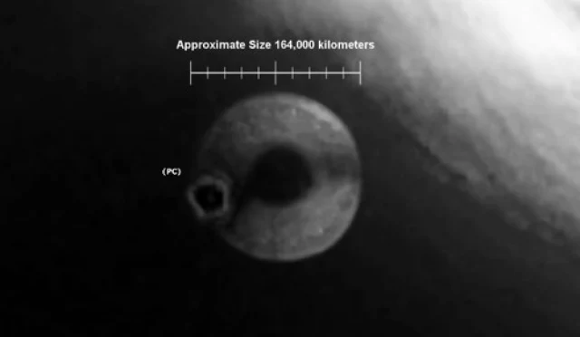 Rozmiar obiektu jest szacowany na 164 tysiące kilometrów