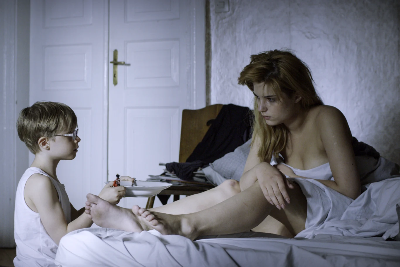 Najnowszy film Roberta Wichrowskiego "Syn Królowej Śniegu" w niezwykły sposób łączy dramat i współczesną baśń - tragiczna historia dzieciobójstwa inspirowana był dziełami Hansa Christiana Andersena.