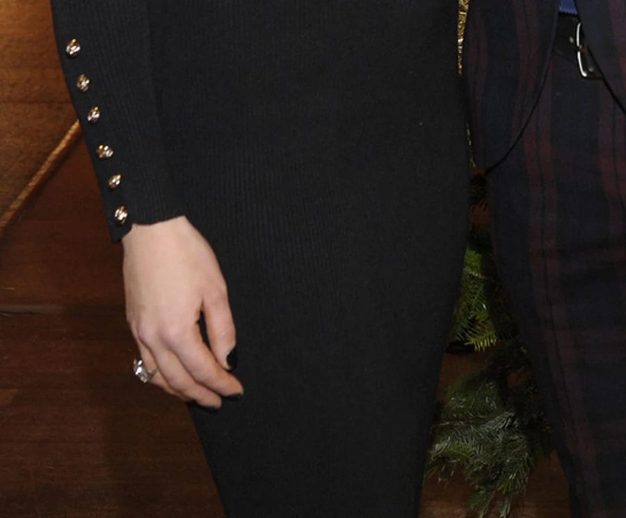 Małgosia nosi okazały pierścionek. Czyżby odbyły się już zaręczyny? Małgosia nosi okazały pierścionek. Czyżby odbyły się już zaręczyny?