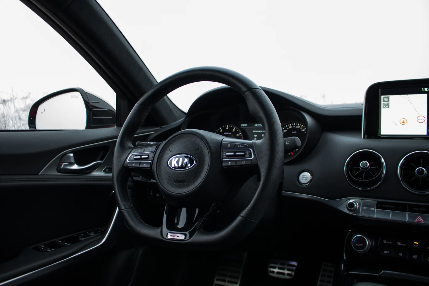 Kia Stinger GT na zdjęciach