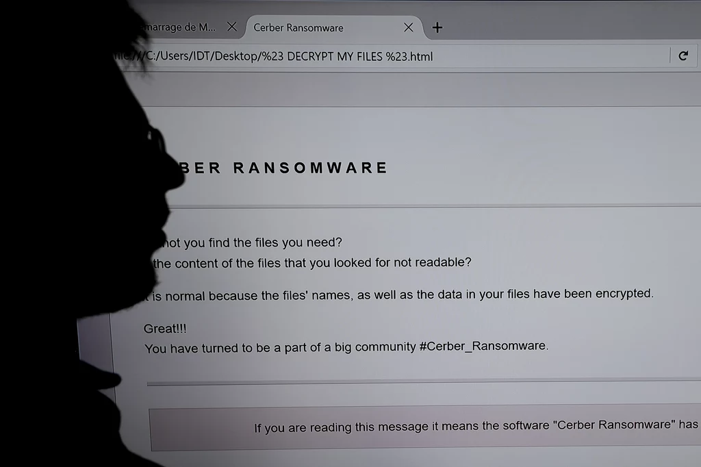 Wiadomości zawierają załącznik, w którym ukryte jest oprogramowanie ransomware